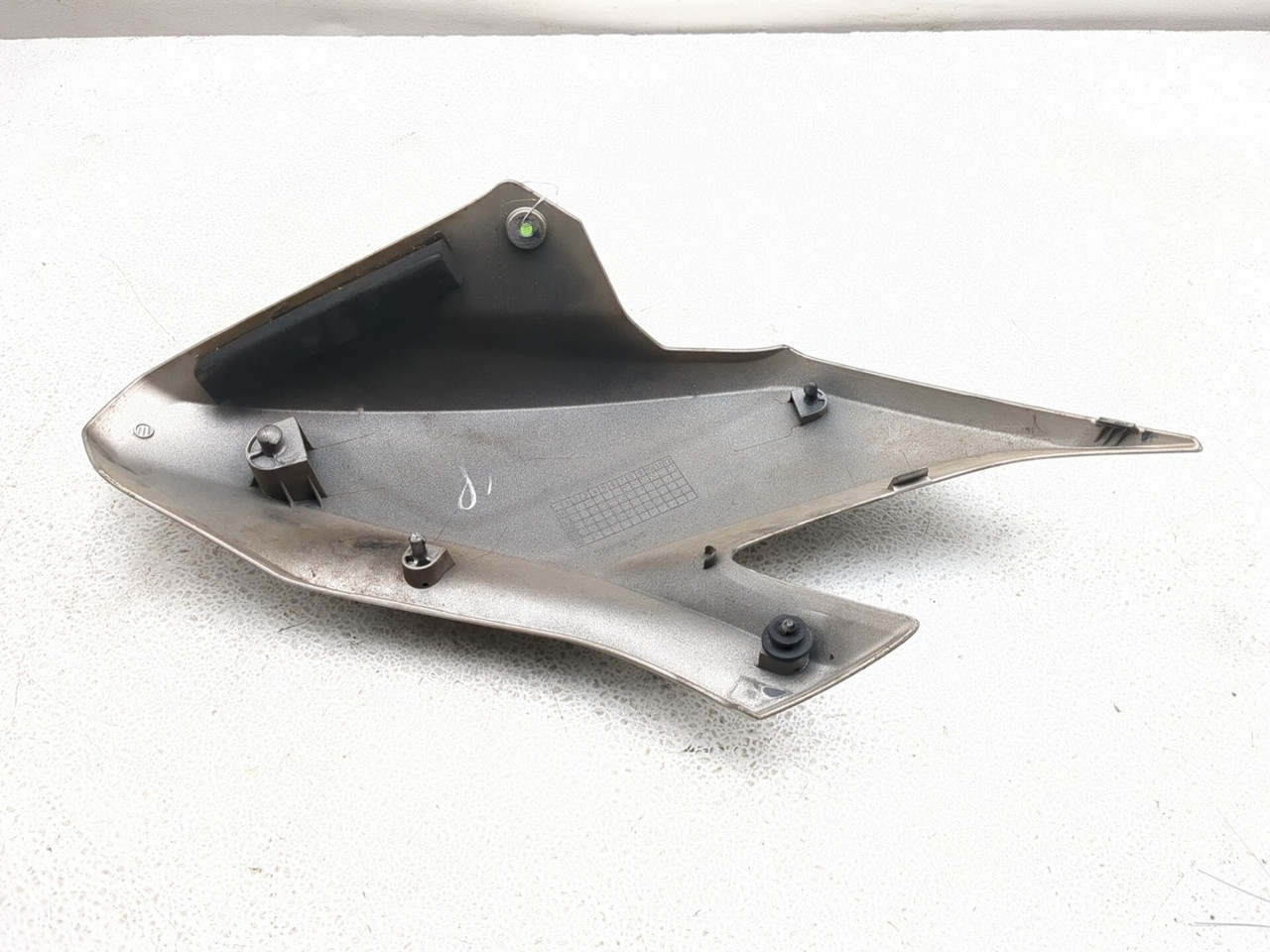 15-18 Kawasaki KLZ 1000 Versys LT Front Left Upper Side Cowling
