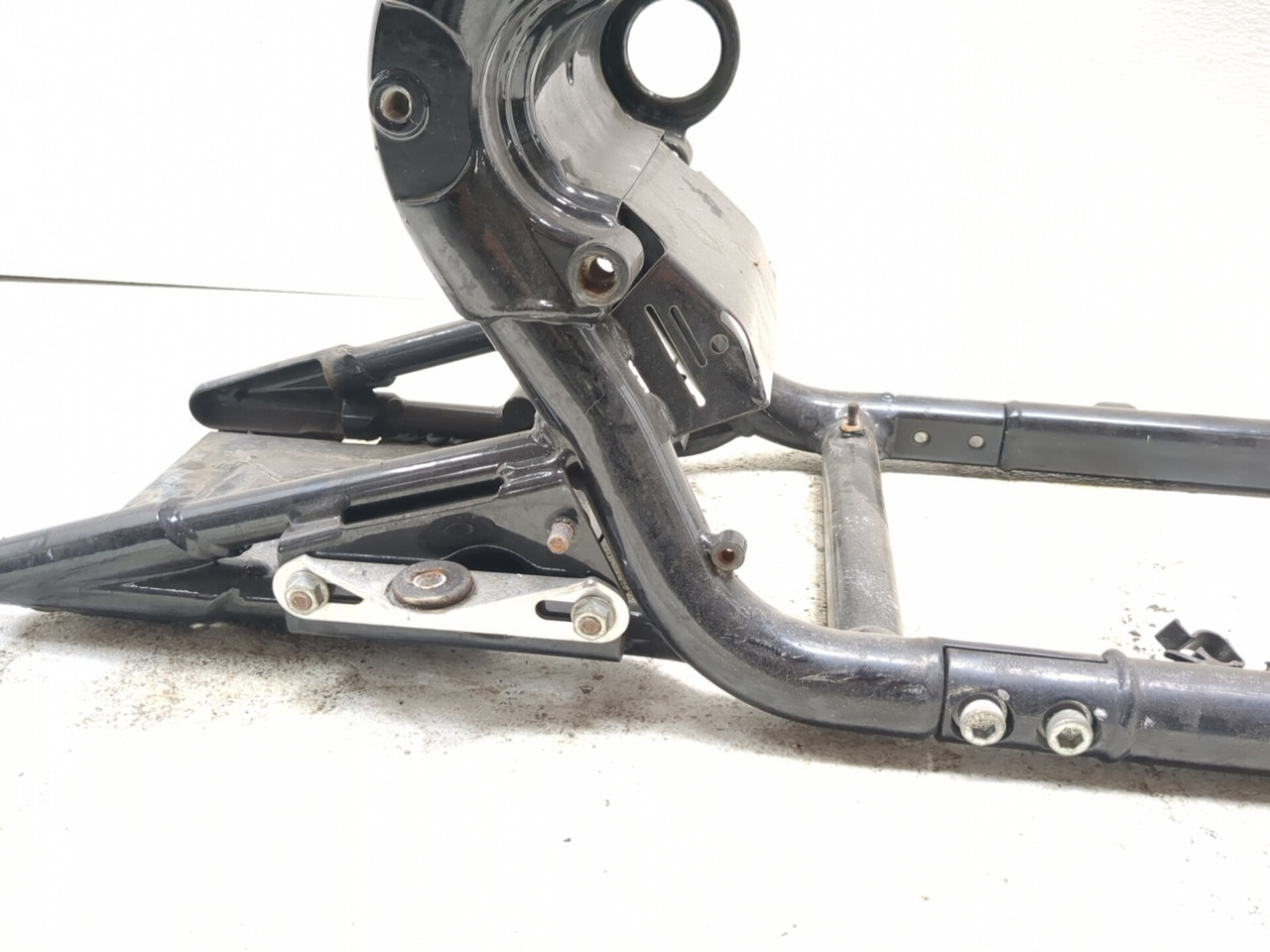 ②モンキー 06-08 Harley Night Rod VRSCD Main Frame Chassis 47959-06BK CLN