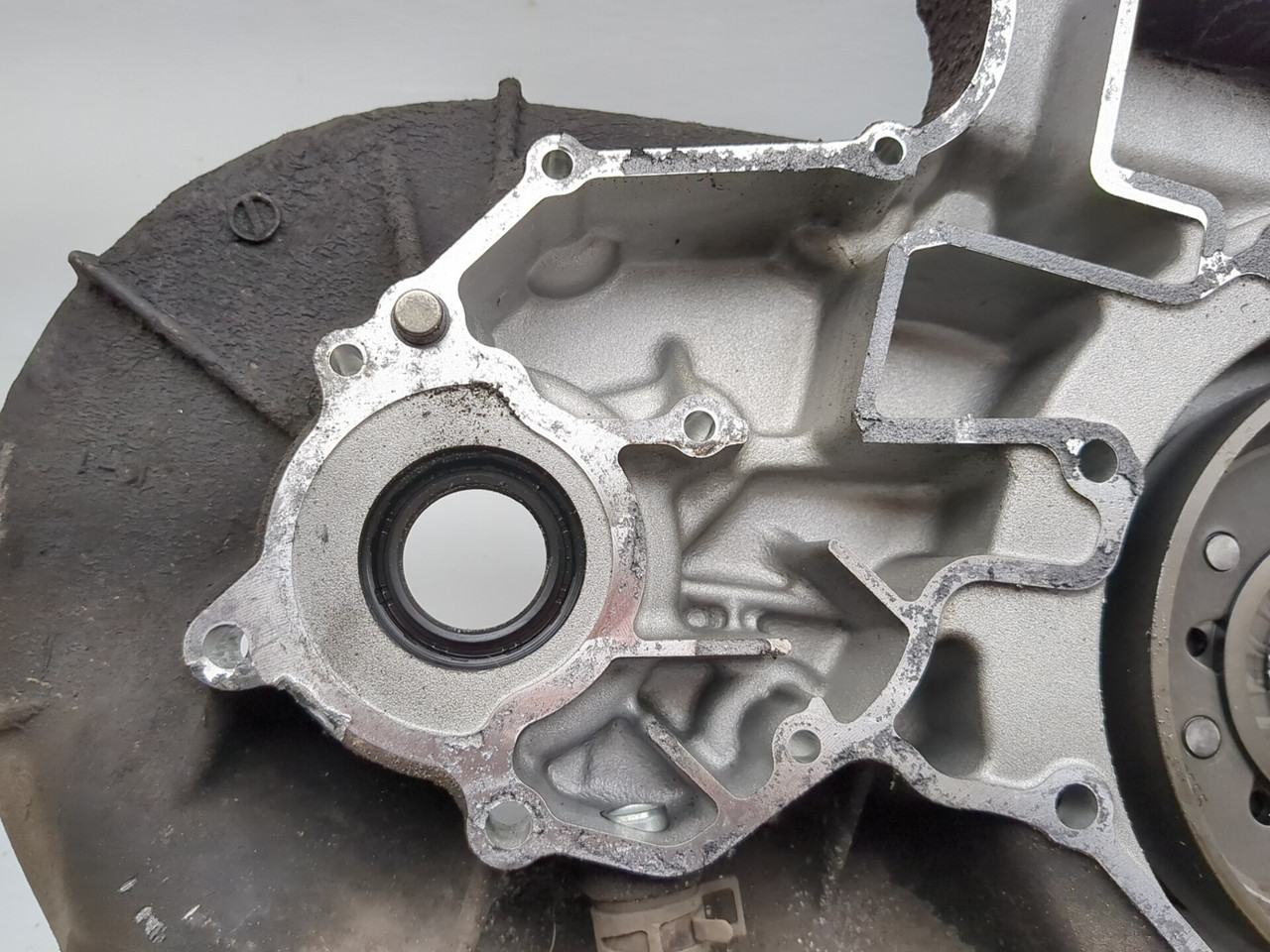 14-24 Kawasaki Teryx4 KRT800 Left Inner & Outer CVT Converter Case