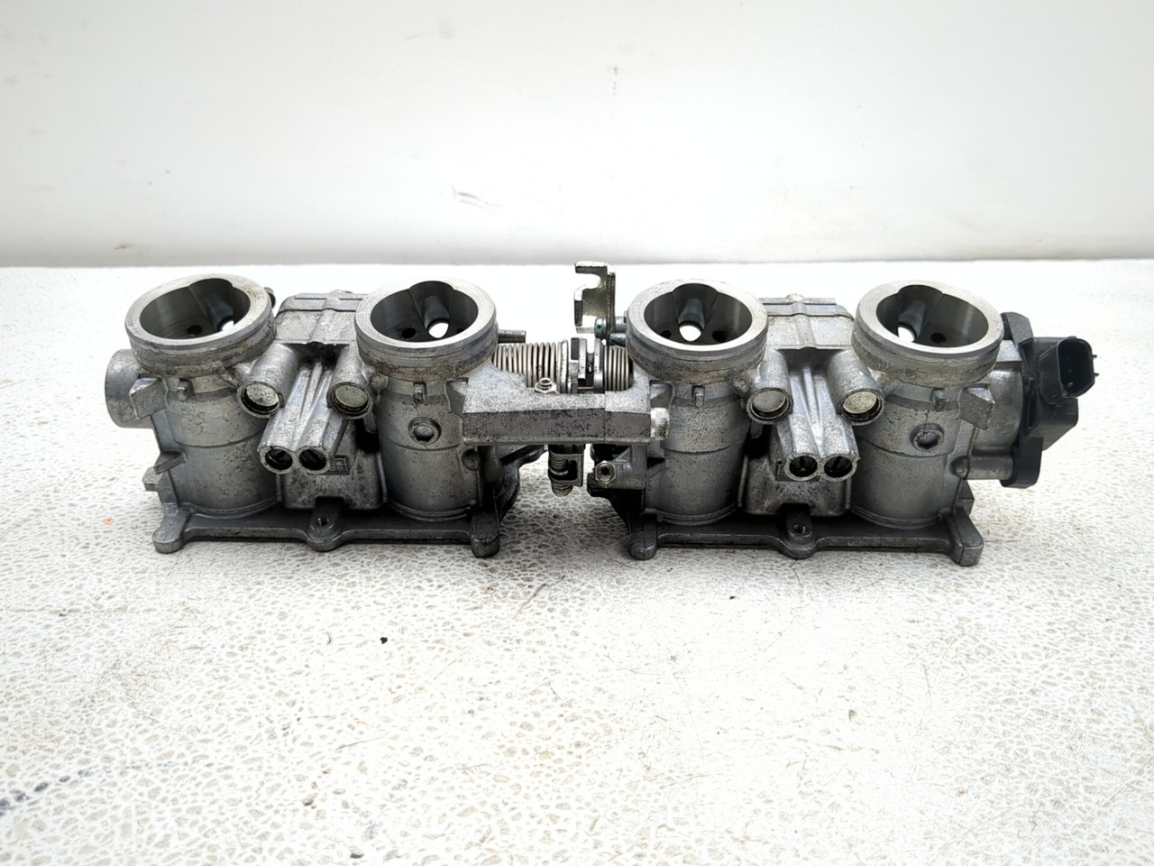 cb1000r純正エキマニ 08-16 Honda CB1000R Throttle Body Assembly EFI Bodies Injection