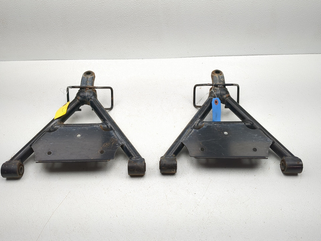 05-16 Kawasaki Mule 600 610 KAF400 Left & Right Front Lower A-Arms