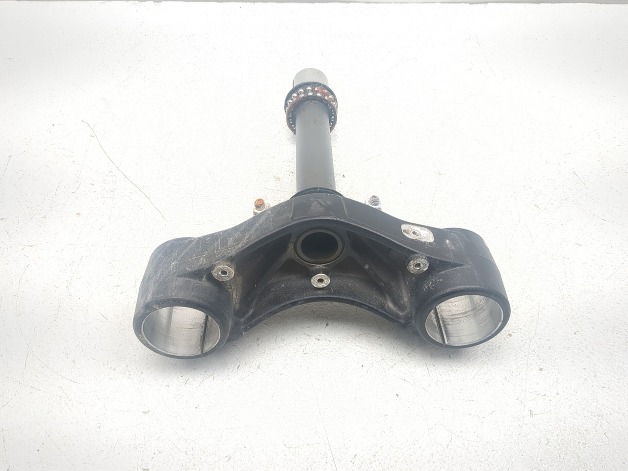 17-20 Ducati Supersport 939 Front Lower Triple Tree Yoke Stem