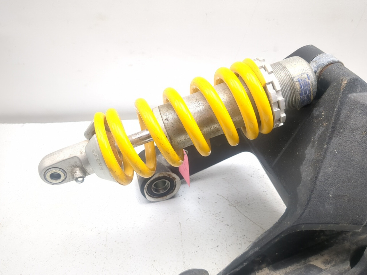 17-20 Ducati Supersport 939 Swingarm & Rear Shock 37021961CB - Sun