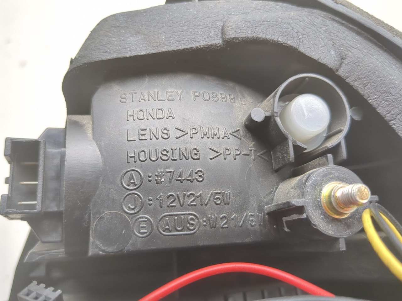 ATTN: DMG - 01-05 Honda Goldwing 1800 GL1800 Rear Left Saddlebag
