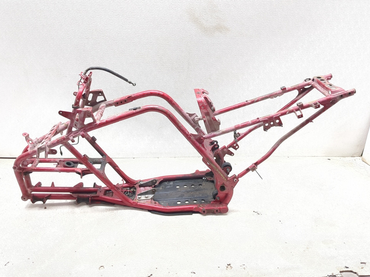 01-05 Yamaha Raptor 660 Main Frame Chassis 5LP-21101-99-00 CLN