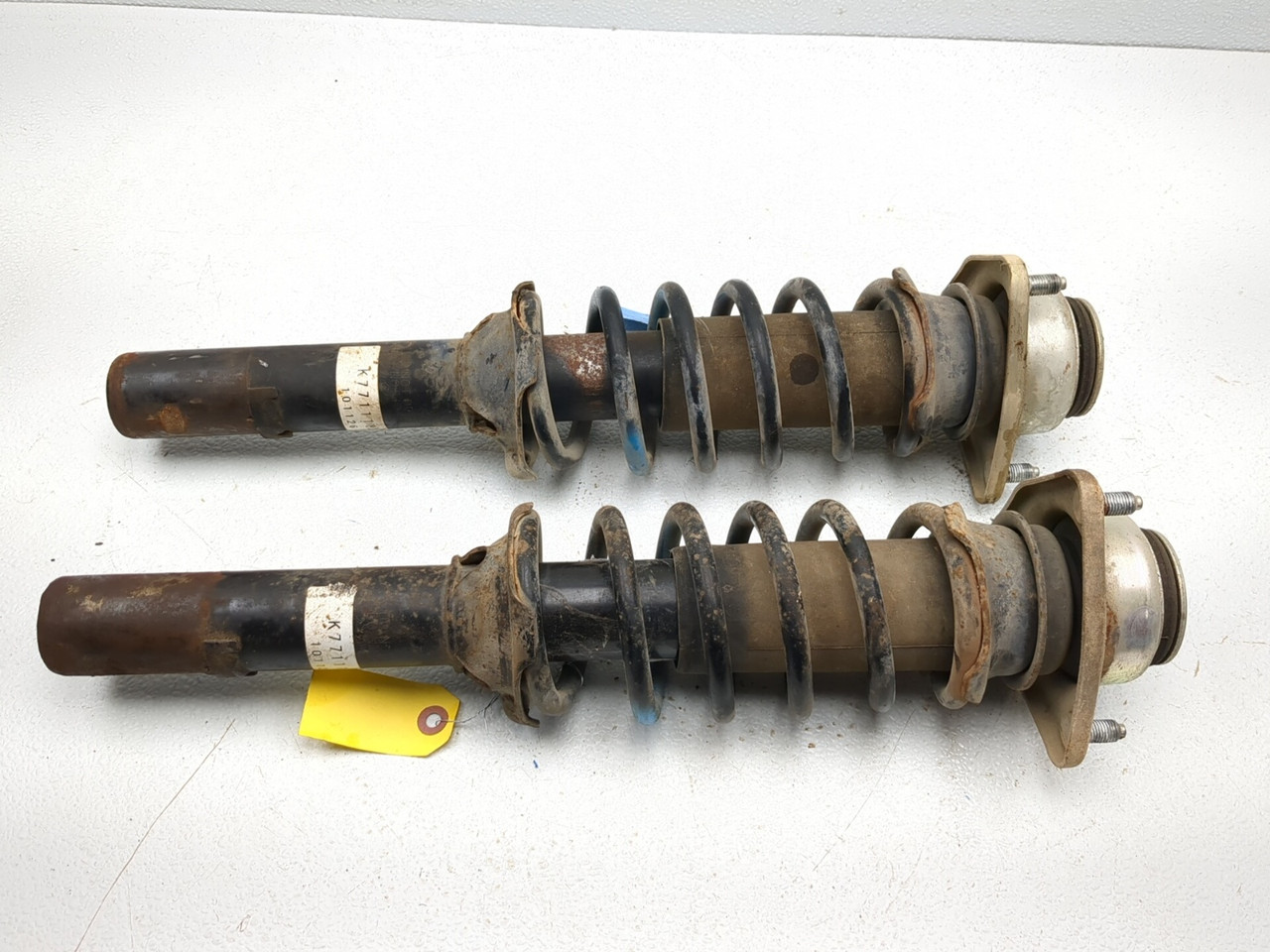 「RT-149553」 09-14 Kubota RTV1100 Left & Right Front Shock Strut Spring Set