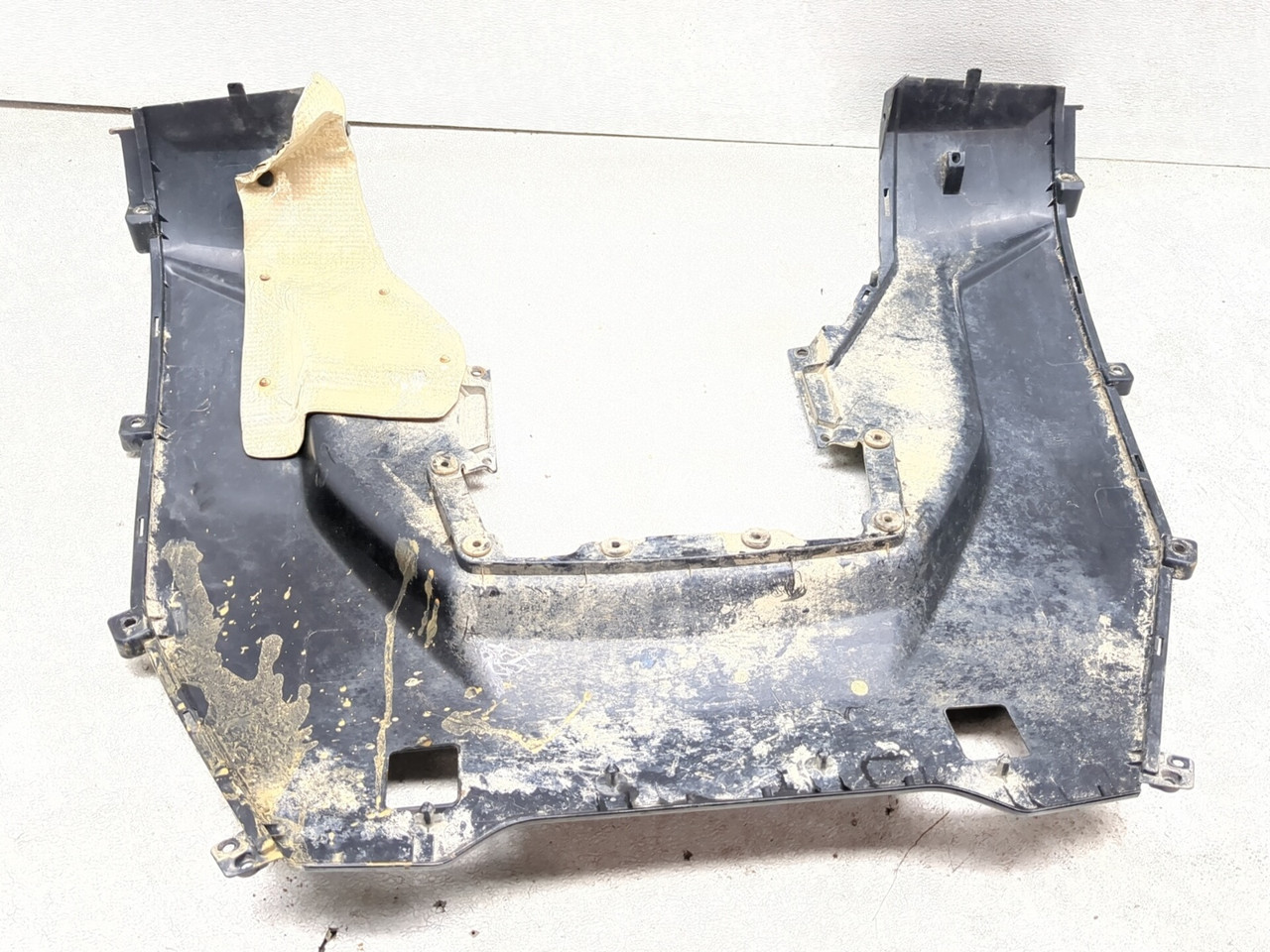 20-25 CFMoto CForce 600 Front Center Cover & Front Lower Panel