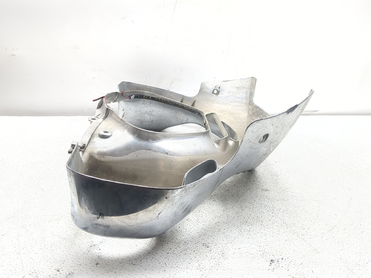 01-05 Honda Goldwing 1800 GL1800 Front Lower Cowl 64302-MCA-000ZA