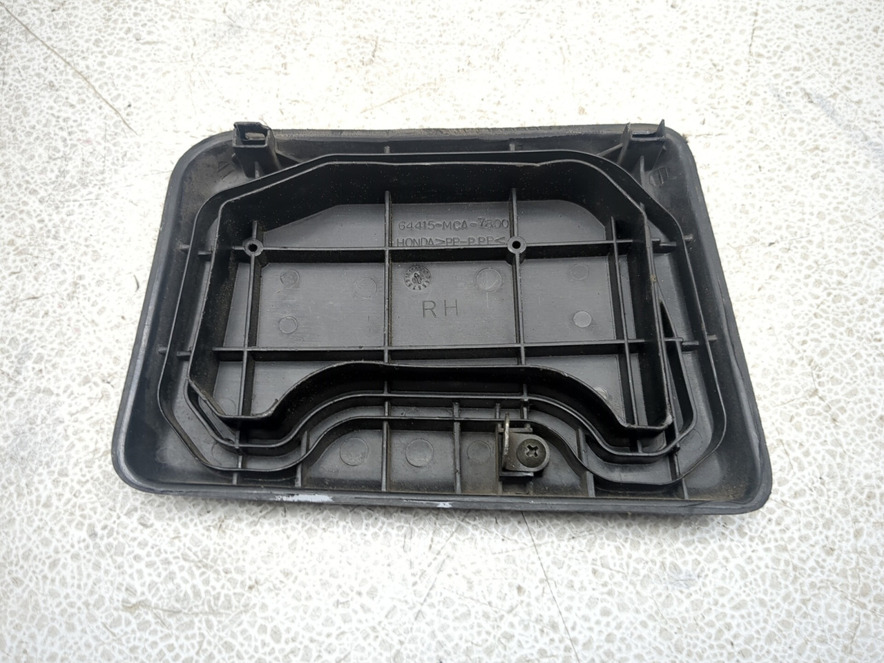 3・2・1 01-05 Honda Goldwing 1800 GL1800 Right Rear Storage Pocket Lid