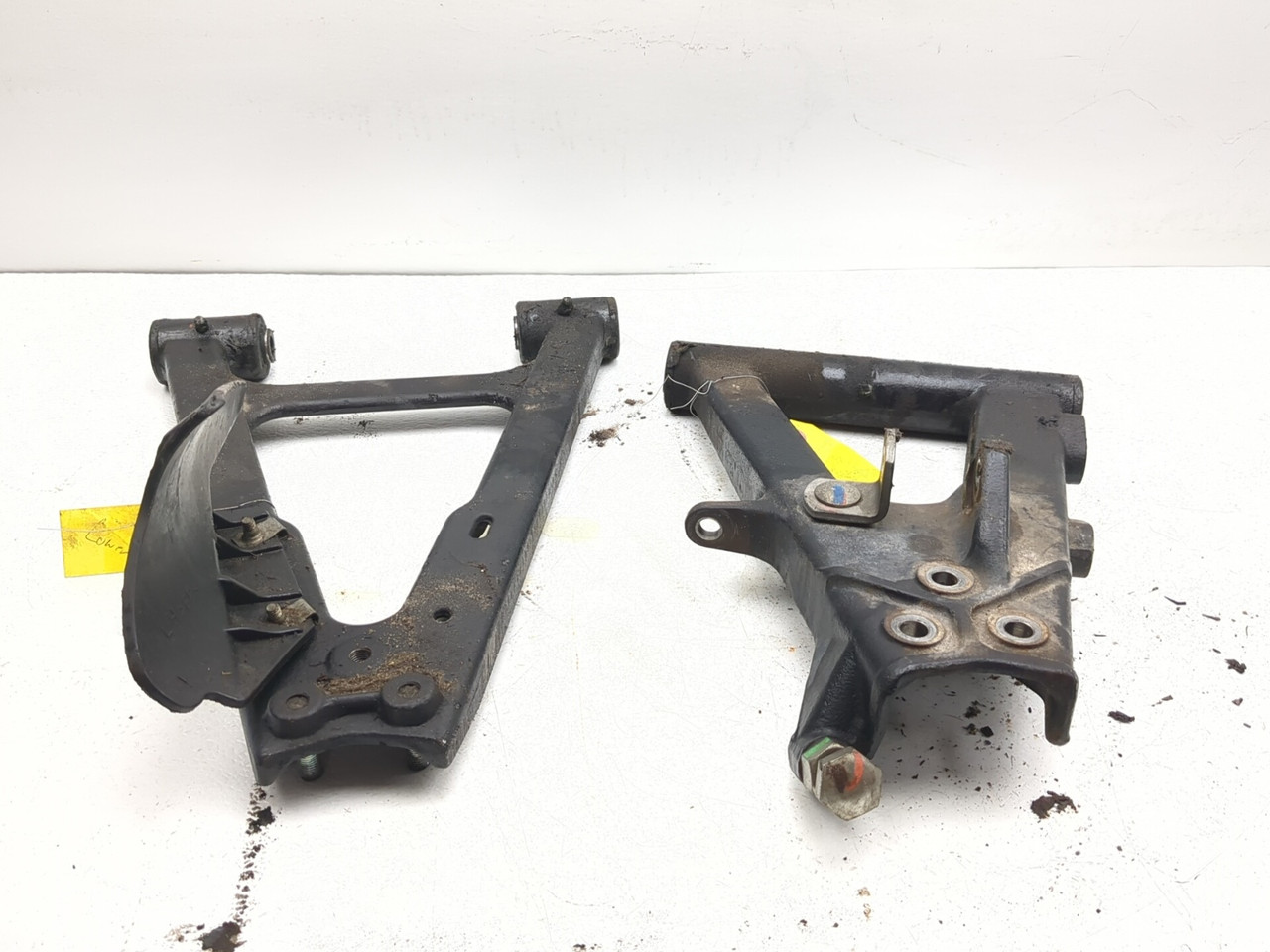 その他 RT-226743 14-22 Kubota RTV X900 Front Left Upper Lower Control A-Arm Set