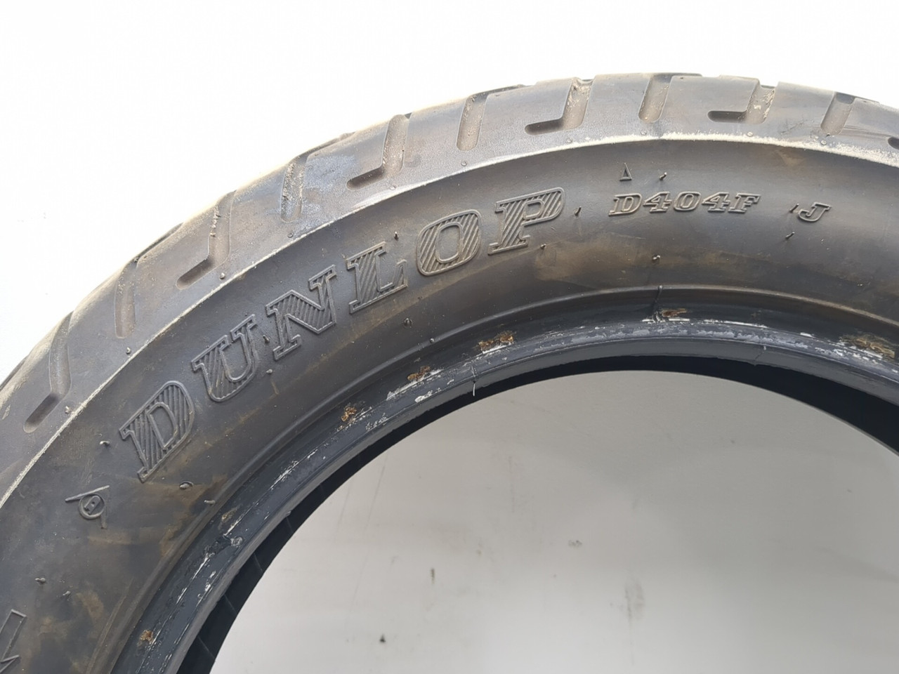 Front Tire Dunlop D404F 150/80-16 41009-1296 - Sun Coast Cycle