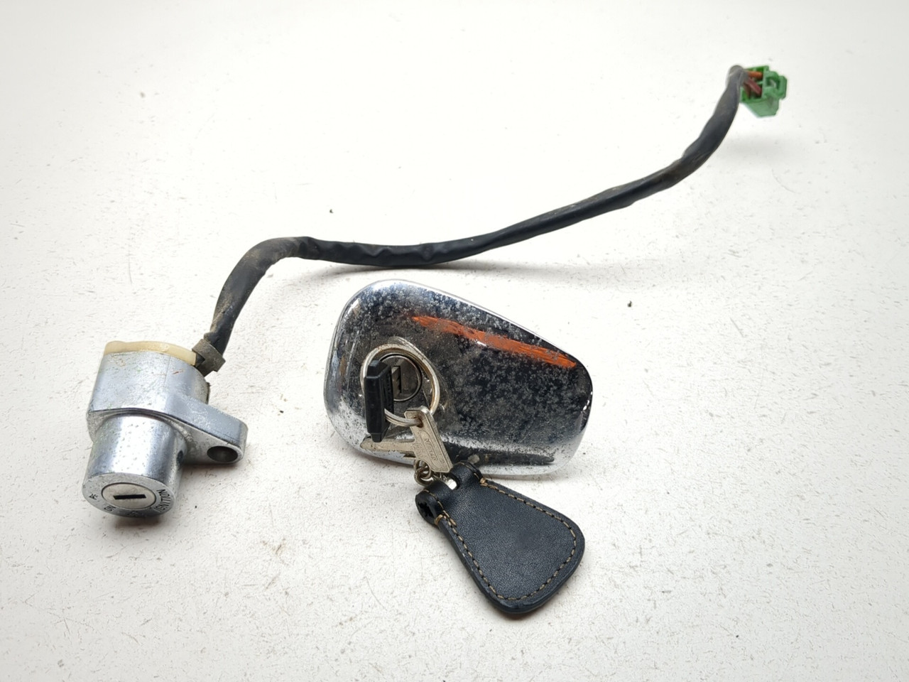 87-08 Suzuki VS1400 Intruder 1400 Ignition Switch & Gas Cap W/ KEY