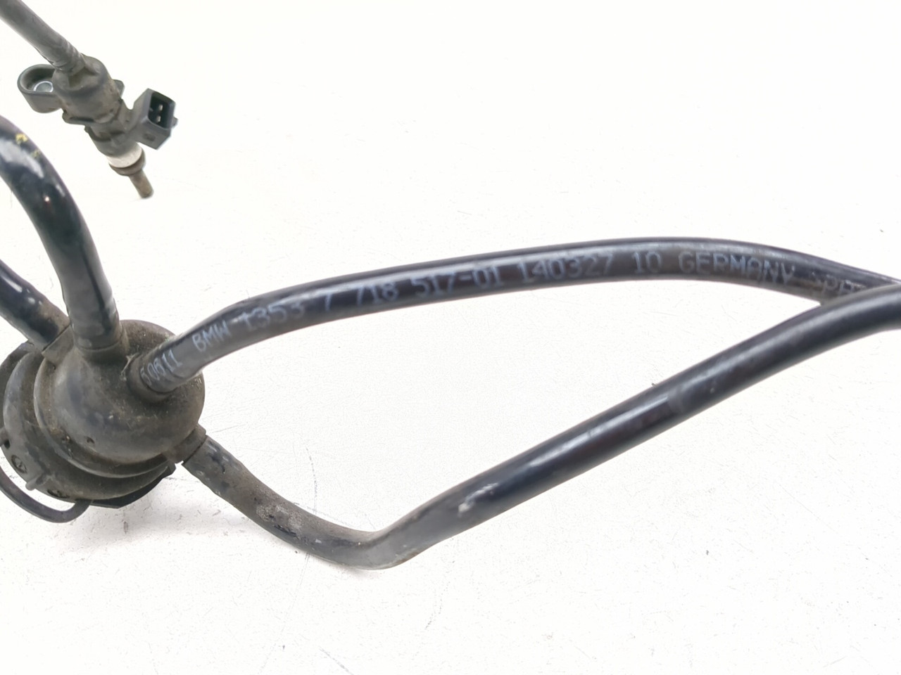 10-13 BMW R1200RT Premium Fuel Distributor Line Assembly