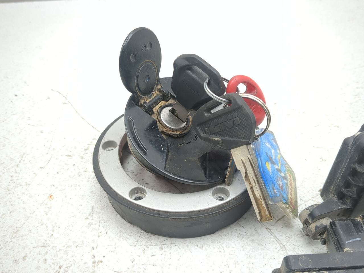 17-19 Triumph Tiger 800 XCX Ignition Switch Gas Cap Seat Lock ECU