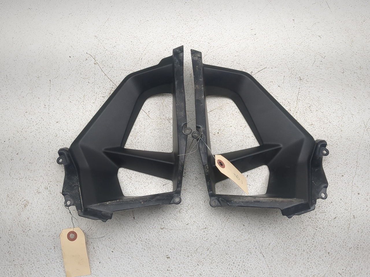 17-19 Triumph Tiger 800 XCX Front Left & Right Radiator Cowl Mid