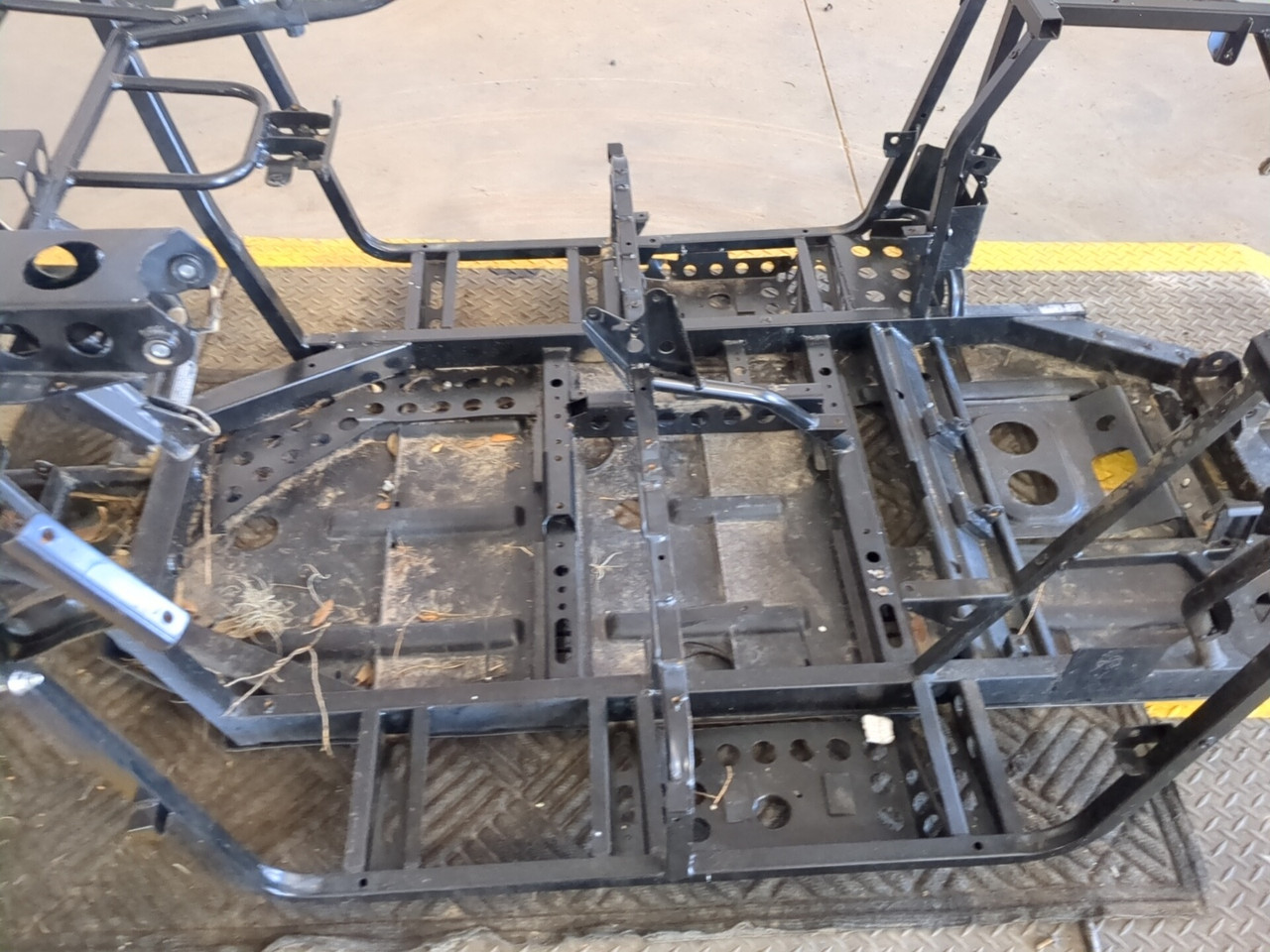 14-22 CFMOTO ZForce 800 EX Main Frame Chassis CLN