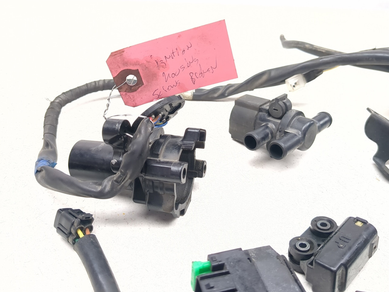 18-22 Yamaha Niken MXT850 GT MAP Temp Oil Gauge Horn Sensors 