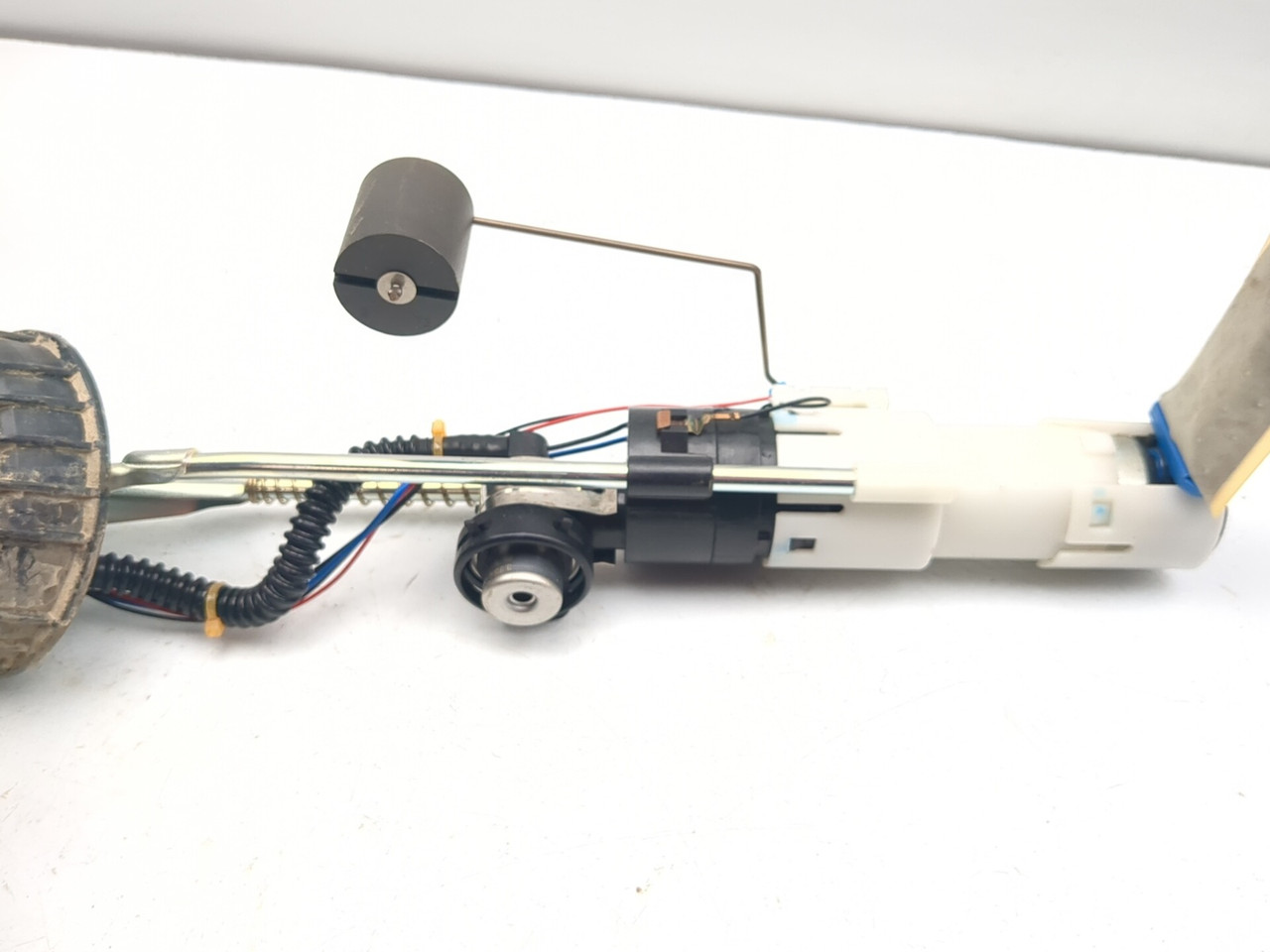 12-22 Can-Am Outlander XMR 1000R Fuel Pump Assembly 709000758