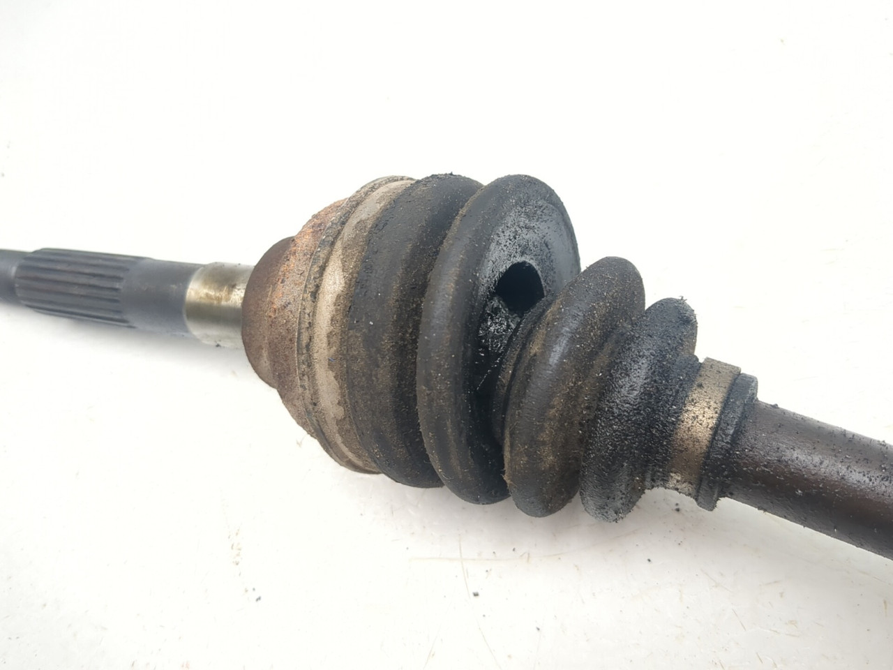 07-13 Kubota RTV 1100 Front Left CV Axle Bolt Shaft Spindle K7561