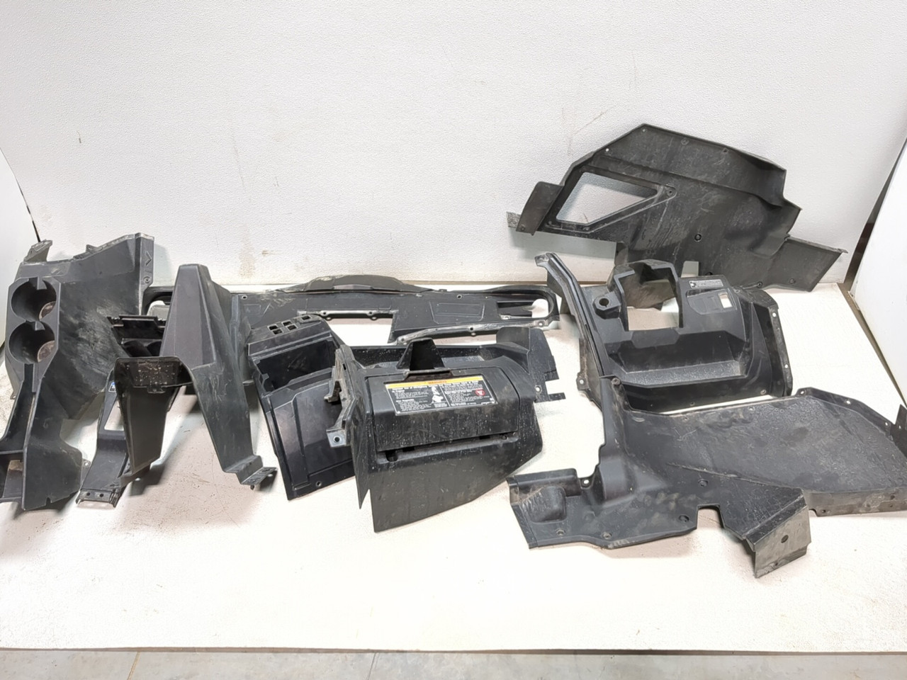 パーツ K 20-24 Kawasaki KRX4 Teryx 1000 Front Interior Trim Dash & Console