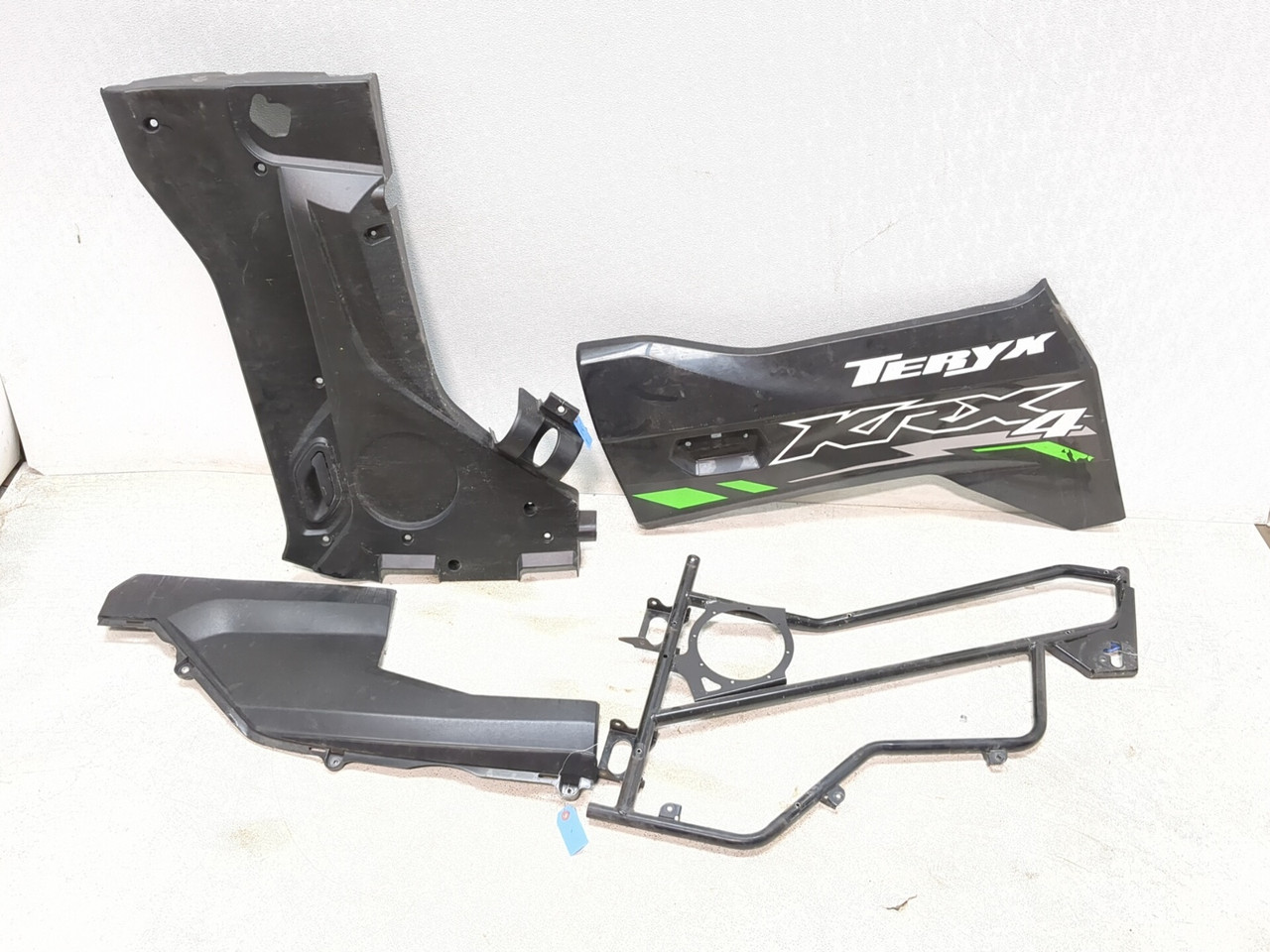 20-24 Kawasaki KRX4 Teryx 1000 Front Right Inner & Outer Door