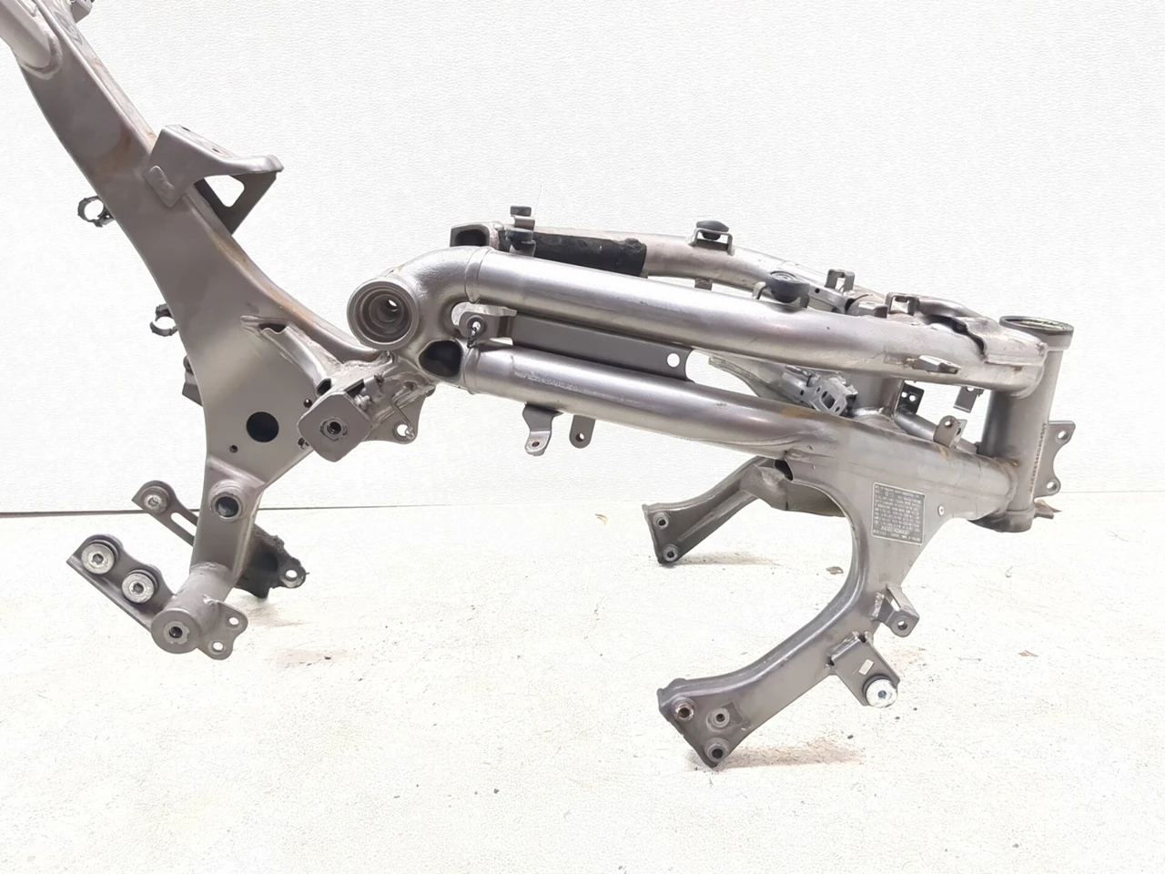 12-16 Kawasaki EX650 Ninja 650 Main Frame Chassis STRAIGHT SLVG