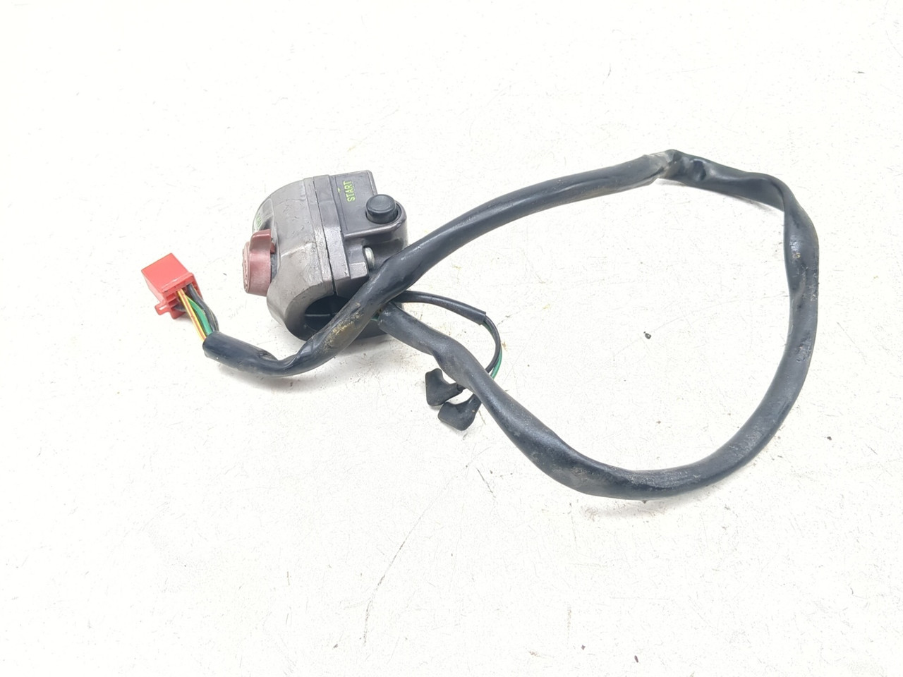 78-82 Honda CX500 Custom Front Right Handlebar Switch 35150-449