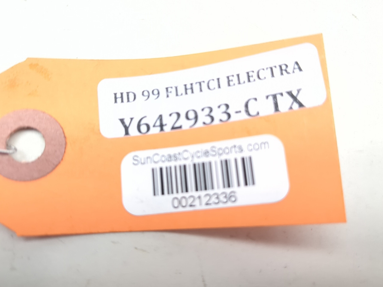 その他 K 99-06 Harley FLHTCI Electra Glide Classic Left Derby Cover 25415