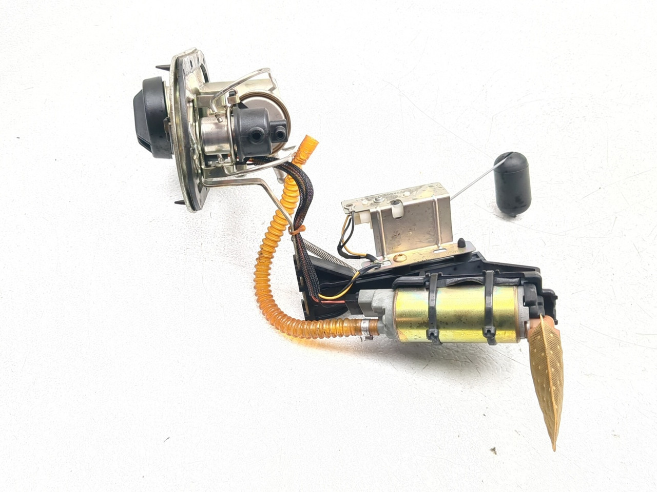 99-06 Harley Ultra Classic Electra Glide FLHTCUI Fuel Pump