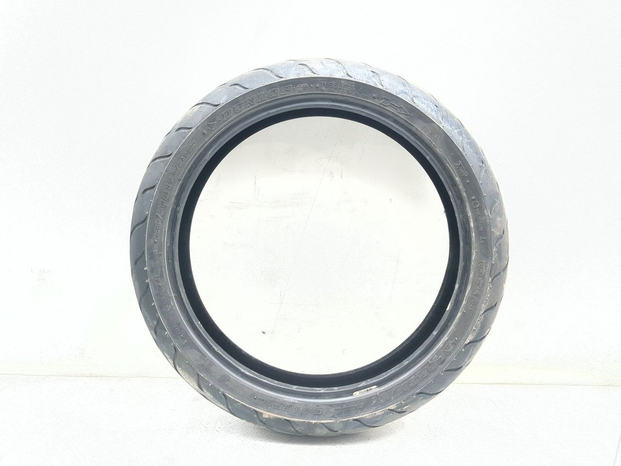 Dunlop Sportmax D208F SM Front Tire 120/70ZR17 - Sun Coast Cycle