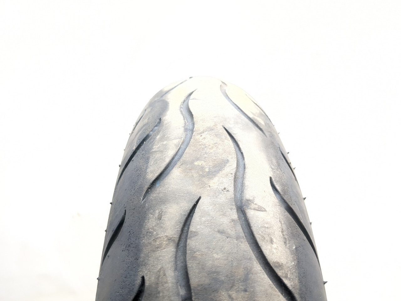 Dunlop Sportmax D208F SM Front Tire 120/70ZR17 55100-29F70 - Sun