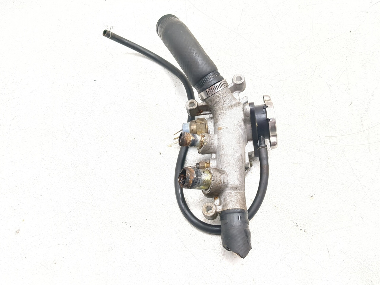 85-07 Yamaha VMAX 1200 VMX12 Thermostat Housing & Filler Neck 1FK