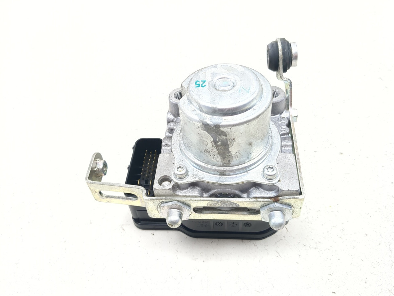 08-09 Kawasaki Concours ZG1400 ABS Pump 16082-0023 - Sun Coast