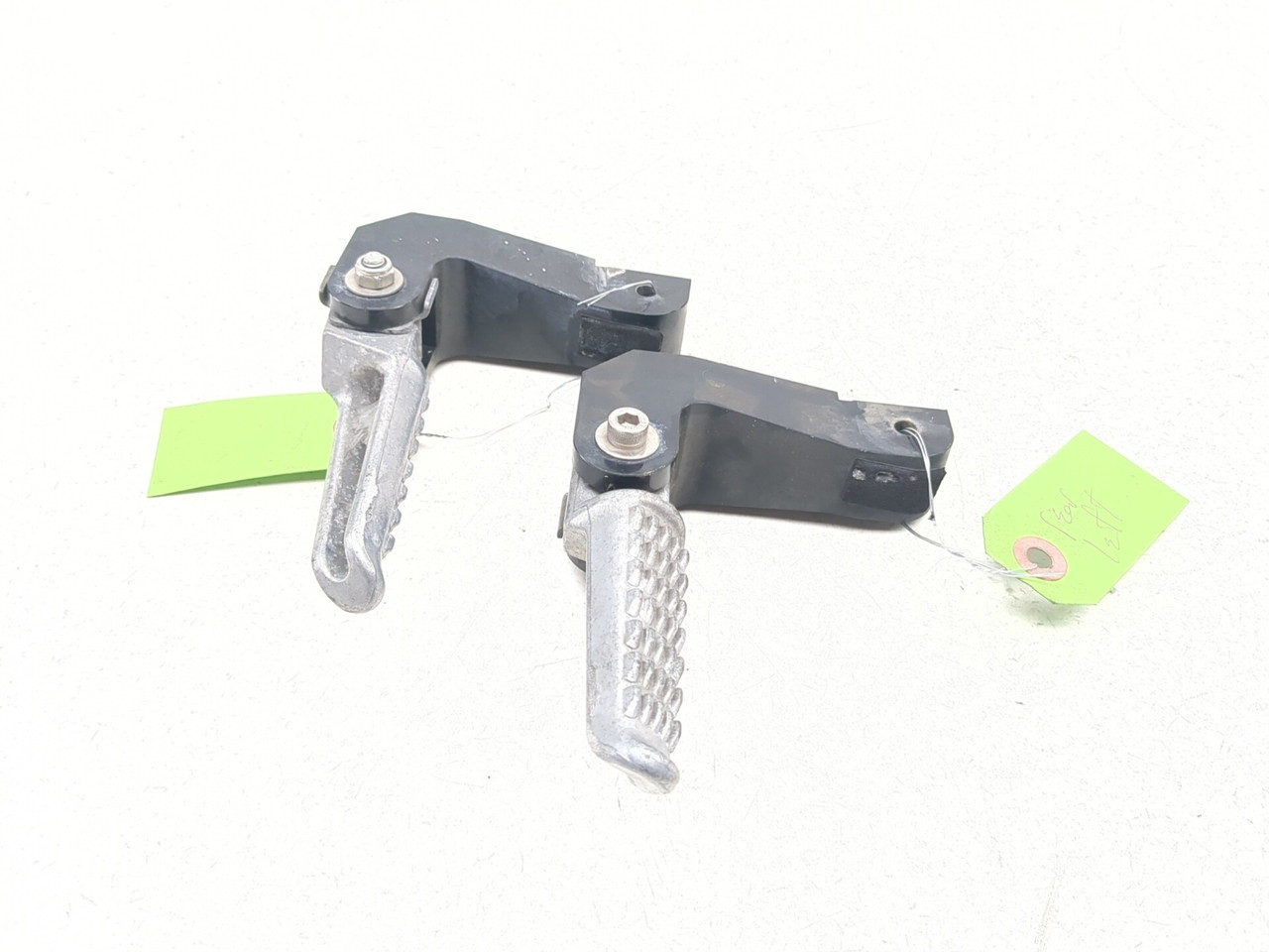 08-09 Kawasaki Concours Rear Left Right Passenger Foot Pegs Step
