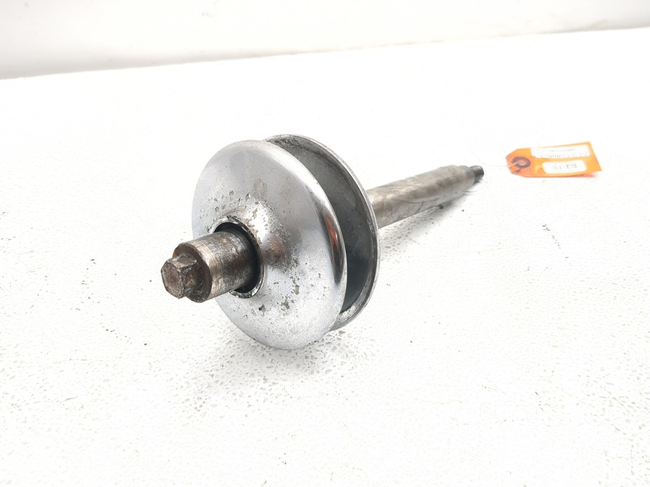 00-06 Harley Davidson FLHPI Road King Police Front Wheel Axle