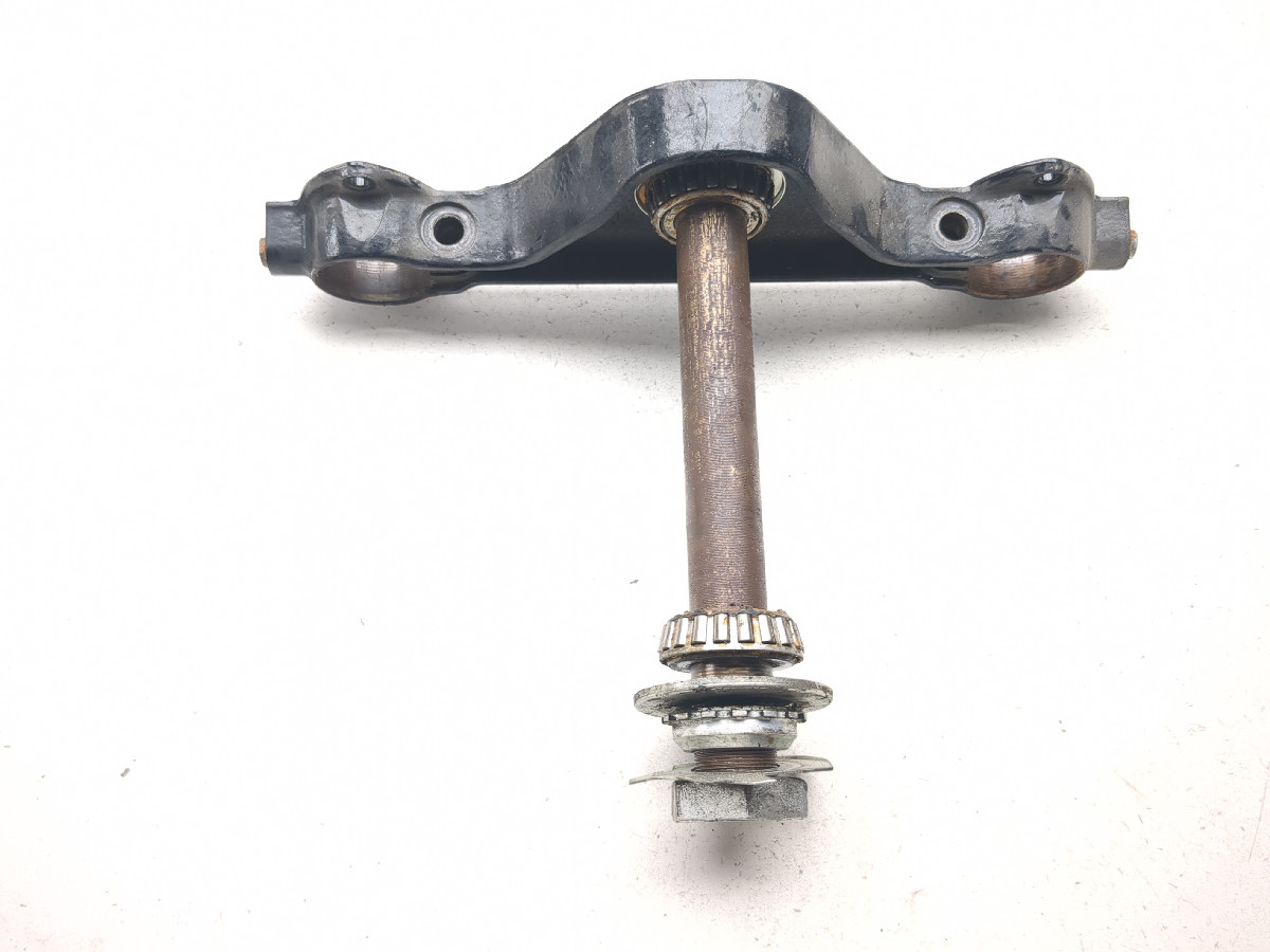 **「MU」** 07 08 Harley FLHT Electra Glide Bottom Lower Triple Tree Steering