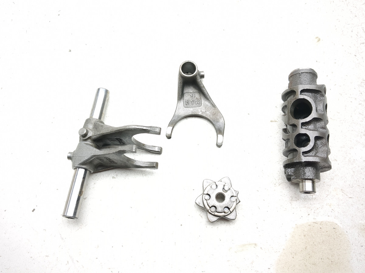 05-08 Honda VTX1800C Transmission Shift Shifter Forks and Drum