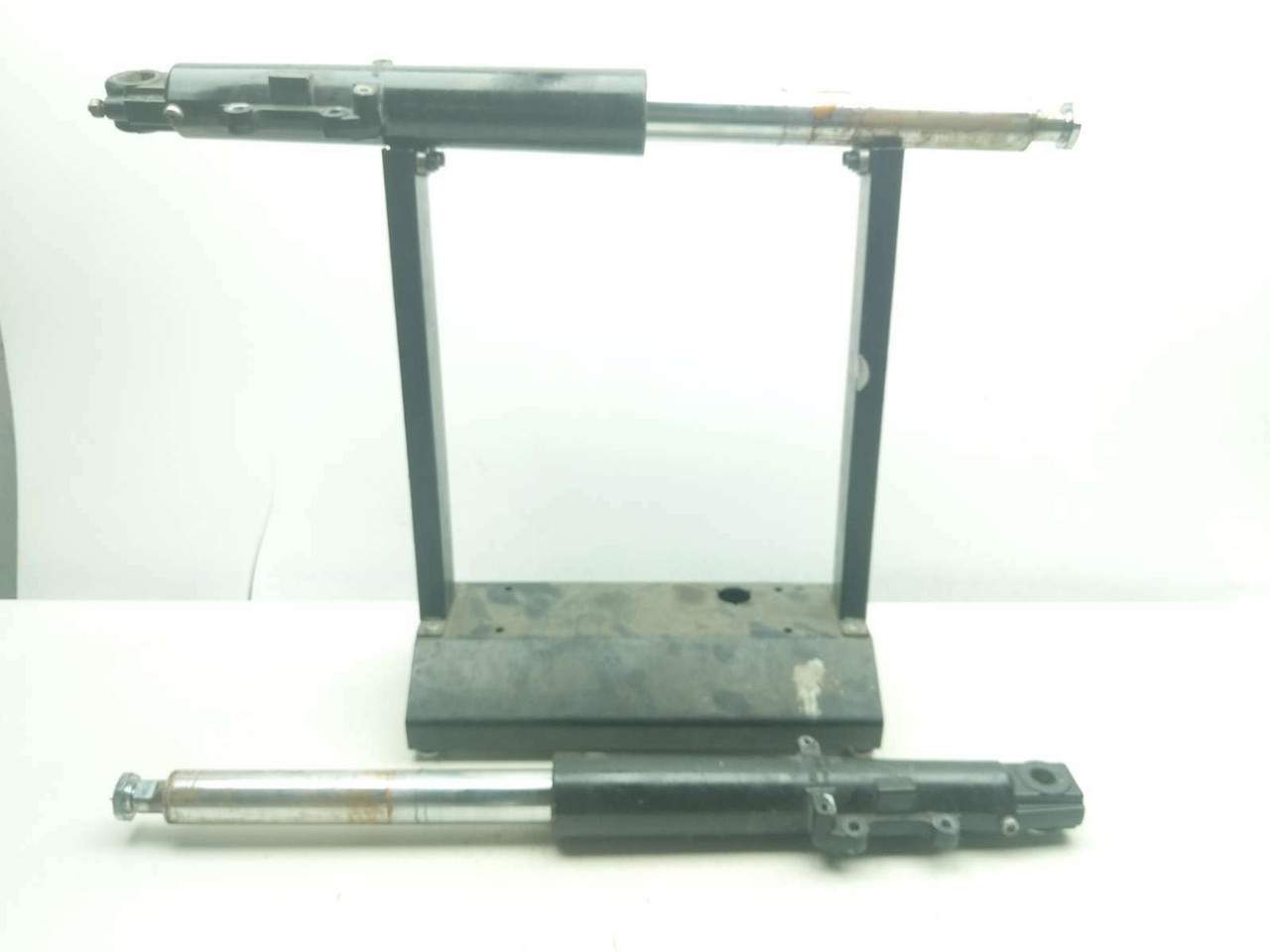 07-12 Harley Ultra Classic Electra Glide FLHTCU Front Forks