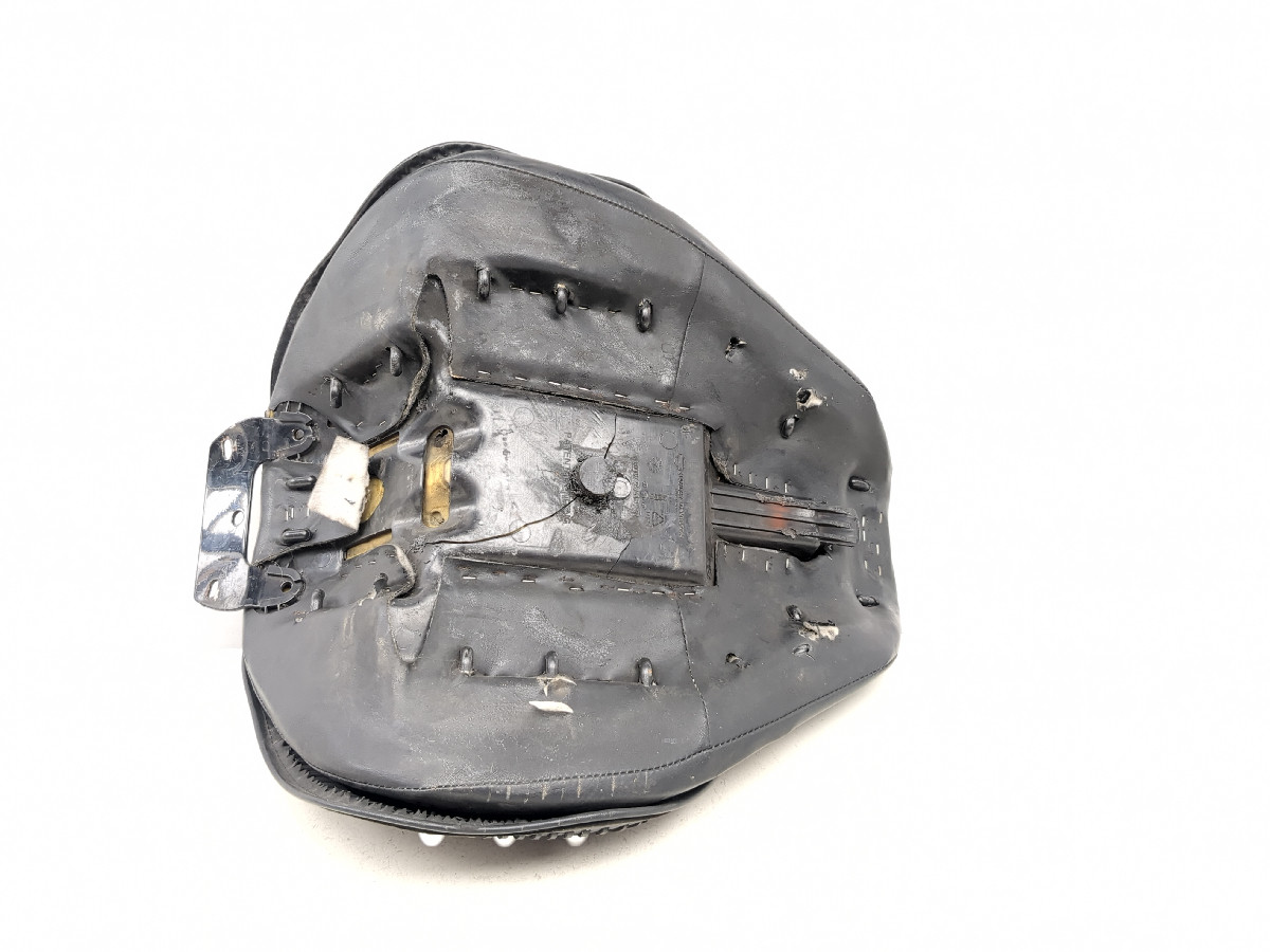07-17 Harley Softail Fatboy FLSTF Front Driver Seat RDW-92/61-0067