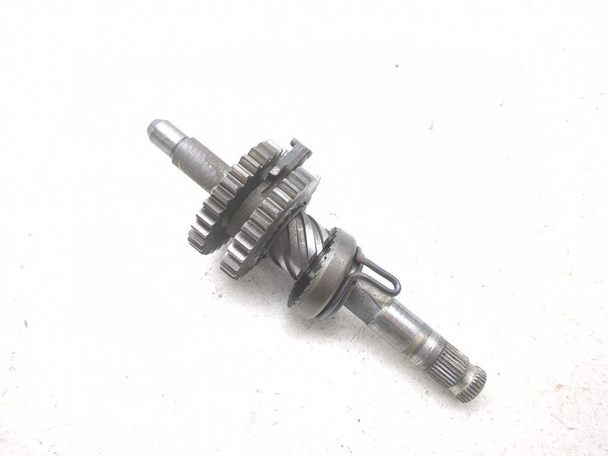 76 Honda CB125 Kick Kicker Kickstart Shaft Spindle Gear - Sun