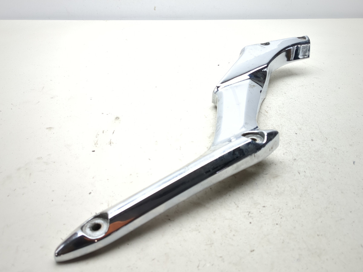 08-17 Yamaha Raider XV1900 CU Rear Left Rear Fender Support Struts