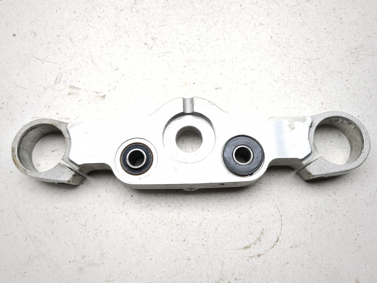 09-23 Kawasaki VN1700A Vulcan Voyager 1700 Top Upper Triple Clamp