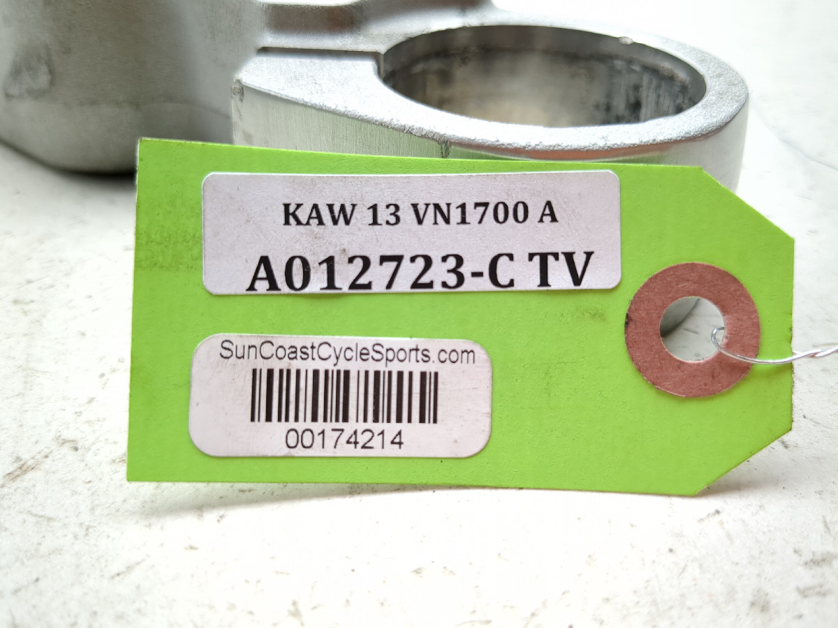 09-23 Kawasaki VN1700A Vulcan Voyager 1700 Top Upper Triple Clamp