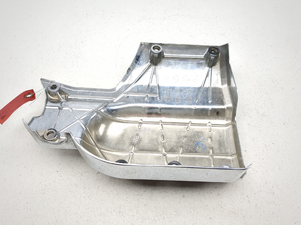 04-08 Honda VTX 1800 Left Crankcase Cover Chrome 11371-MCH-3201