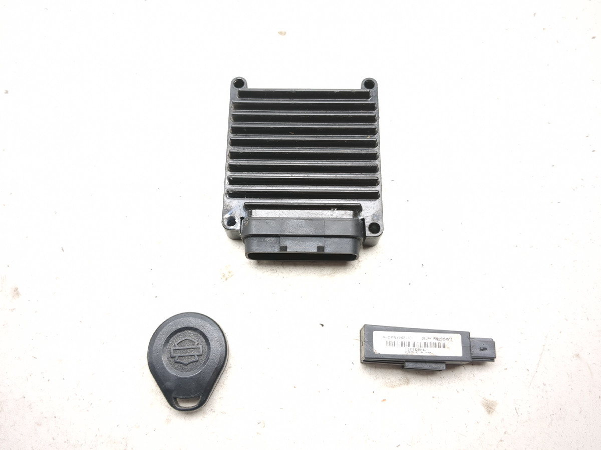 07-13 Harley FXDB Dyna Street Bob ECU Security Key Fob 32852-08A