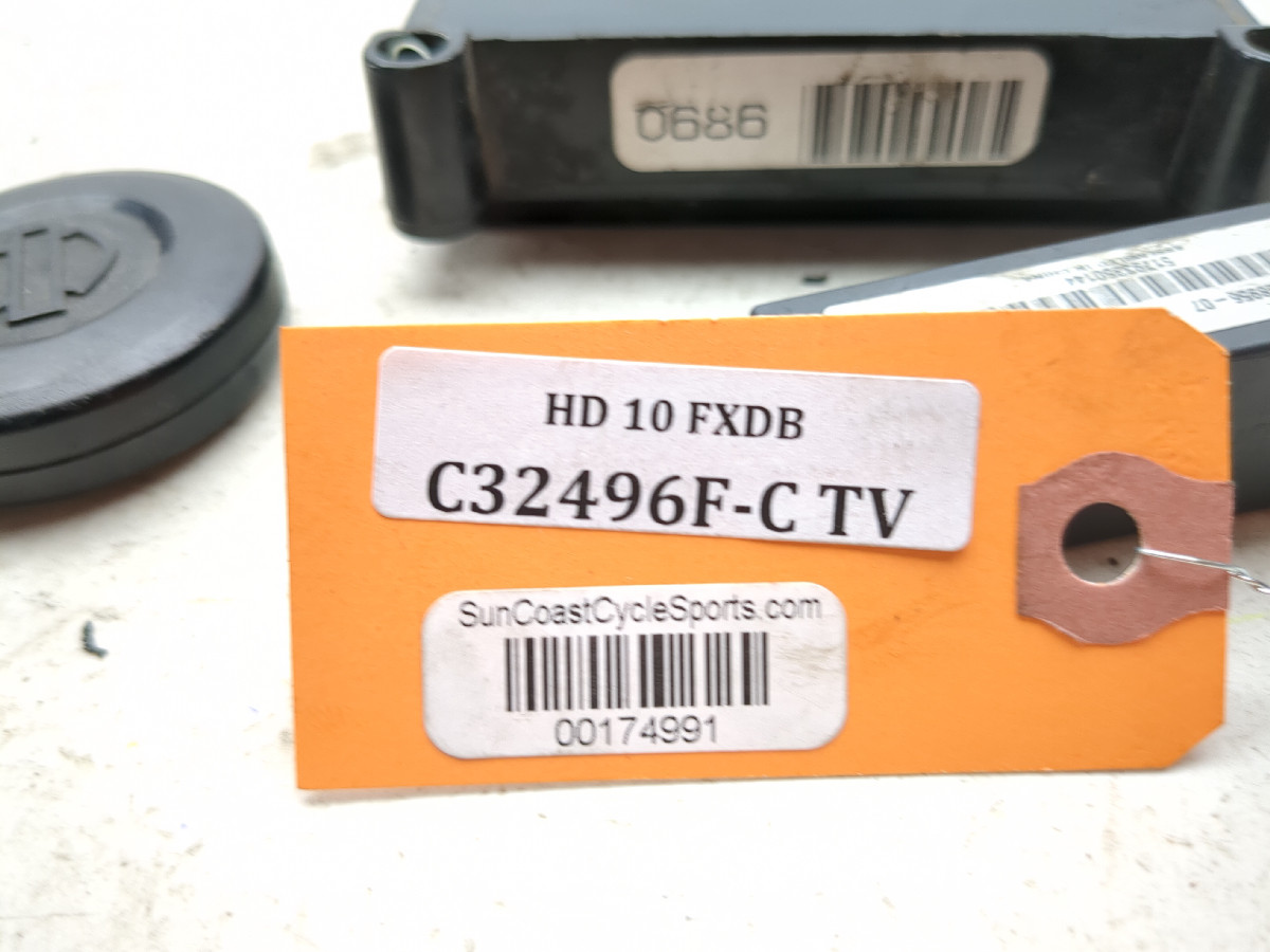 07-13 Harley FXDB Dyna Street Bob ECU Security Key Fob 32852-08A