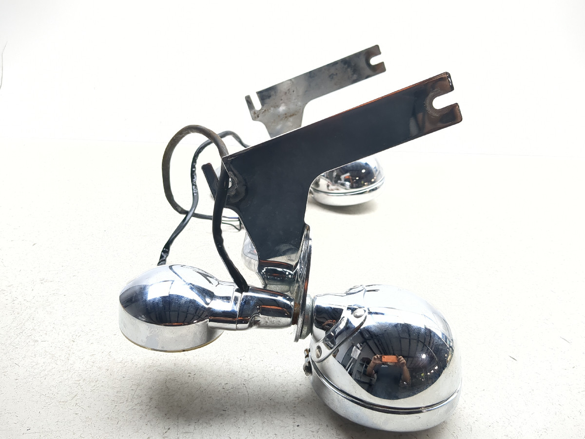 07-12 Harley Ultra Classic Electra Glide FLHTCU Front Turn Signal