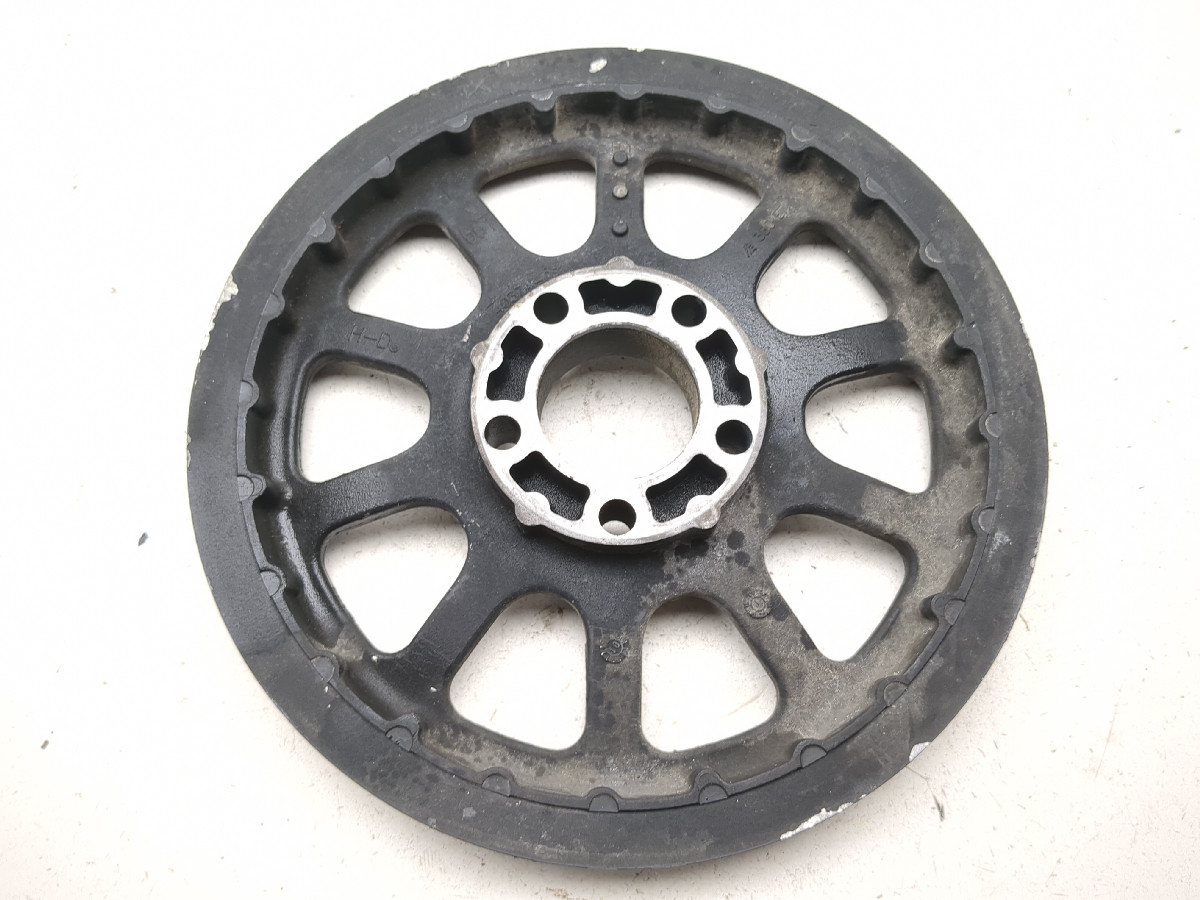 07-13 Harley FXDB Dyna Street Bob Rear Wheel Cush Drive Belt Hub