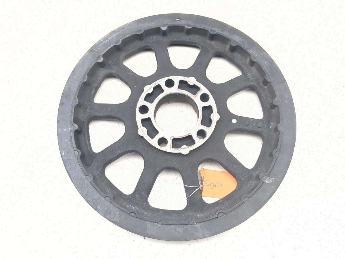 20-24 Harley Softail Standard FXST Rear Wheel Cush Drive Sprocket