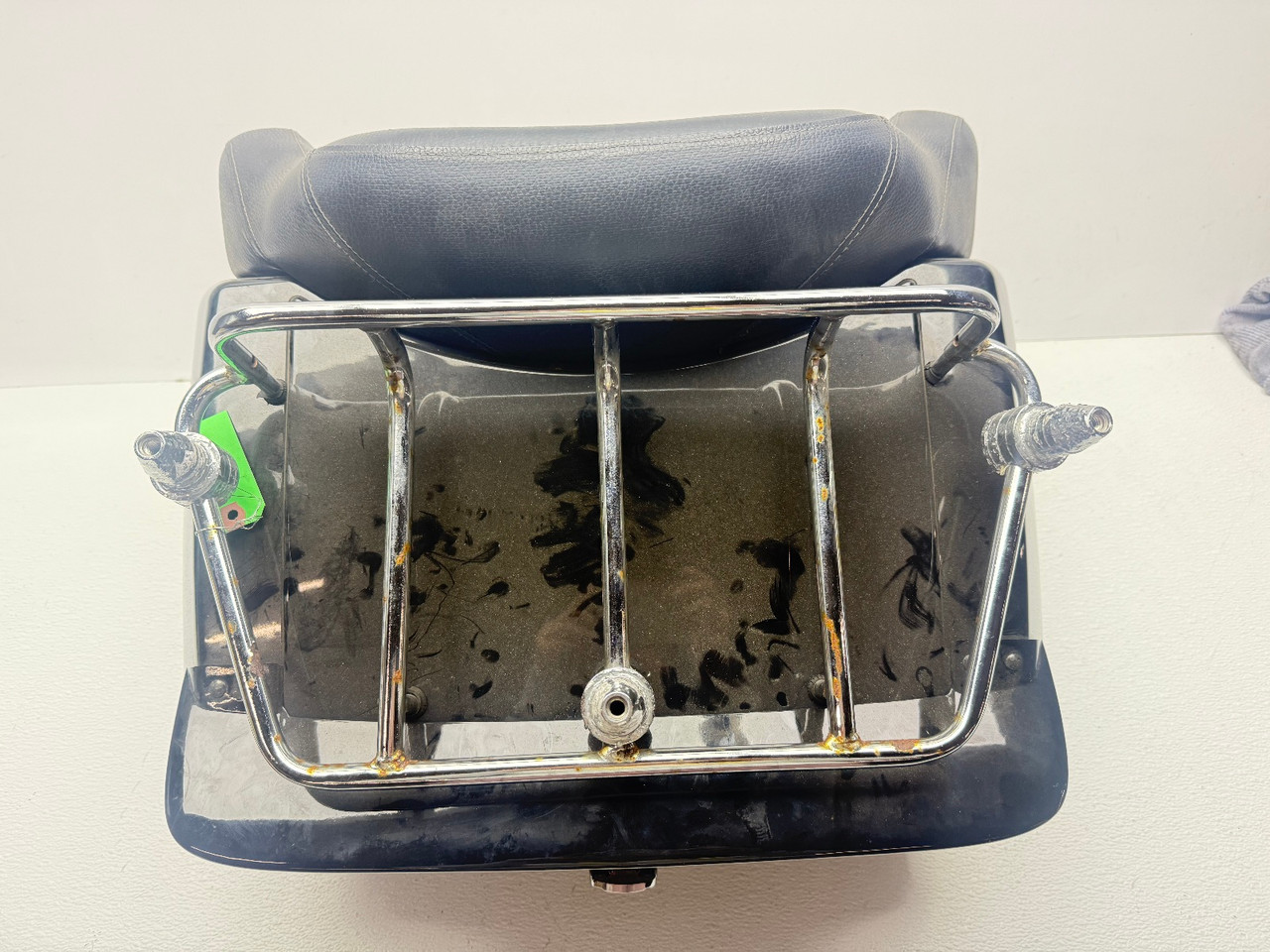 09 Kawasaki Vulcan 1700 Nomad VN1700C Rear Trunk Backrest Assembly